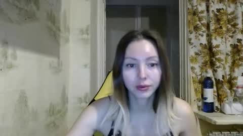 Alice smiles online show from 02-15-26, 09:55