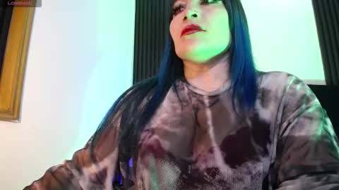 Snapshot of alice_sweetmomma chatting on 10-28-25, 08:22 Alice online show from 10-28-25, 08:22