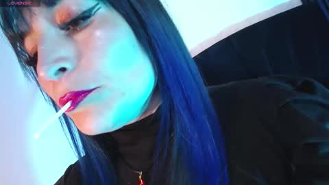 Snapshot of alice_sweetmomma chatting on 11-04-25, 07:02 Alice online show from 11-04-25, 07:02