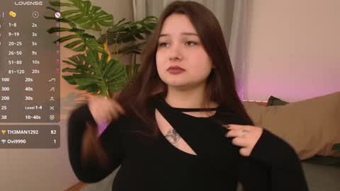 Alice  online show from 12-06-24, 08:07