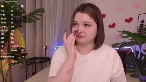 Alice  online show from 02-04-25, 09:52