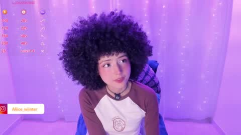 Alice  online show from 03-06-25, 07:32