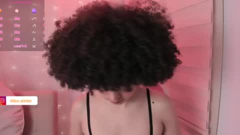 Snapshot of alice_wiinter chatting on 06-23-26, 11:03 Alice online show from 06-23-26, 11:03