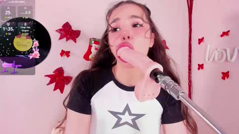 Snapshot of alicebonam chatting on 01-13-26, 12:05 Alice online show from 01-13-26, 12:05