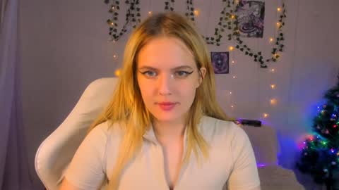 Snapshot of alicecaseyy chatting on 12-01-24, 11:36 AliceCasey online show from 12-01-24, 11:36