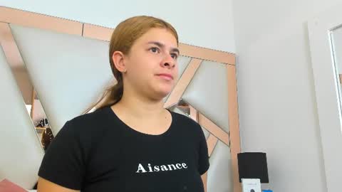 AliceCruz online show from 06-18-26, 05:17