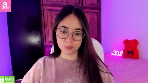 Aliceee  ..   97YP9VWGZHrefnav wishlist lists 1 online show from 04-01-26, 04:48