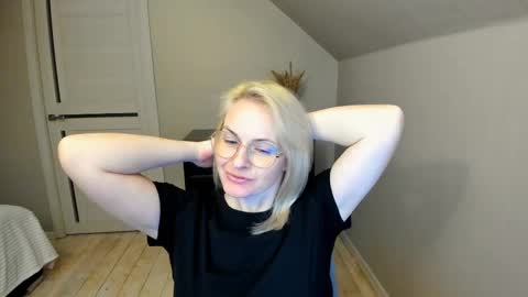 Alicee online show from 02-27-25, 06:53