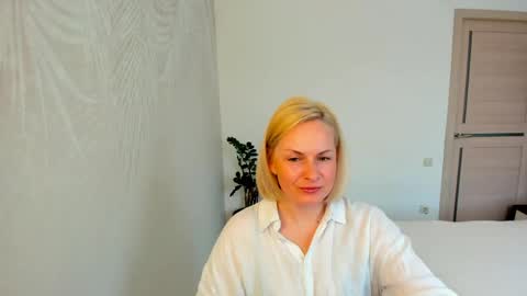 Alicee online show from 04-22-26, 08:28