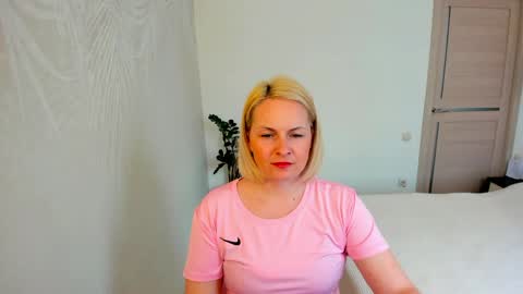 Alicee online show from 04-23-26, 09:19