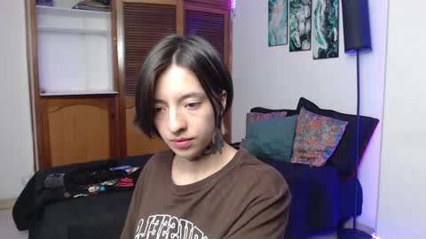 alicee_logan_ online show from 10-09-25, 01:47