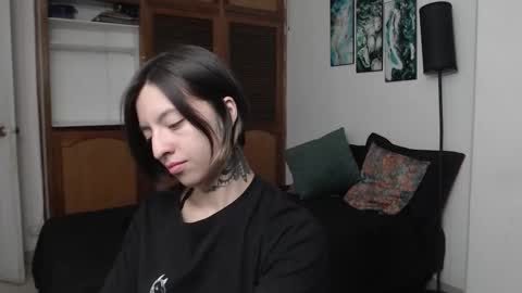 alicee_logan_ online show from 10-19-25, 12:11