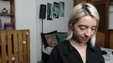 alicee_logan_ online show from 04-04-26, 01:37