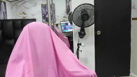 alicee online show from 06-18-26, 07:51