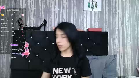 Snapshot of alicee_moonn chatting on 11-17-25, 07:08 alicee_moonn online show from 11-17-25, 07:08