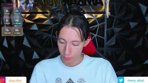 Alice Salvatore online show from 10-20-25, 09:21