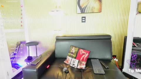 Allice online show from 05-28-26, 05:54