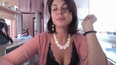 alicehoney_ online show from 05-15-26, 12:01