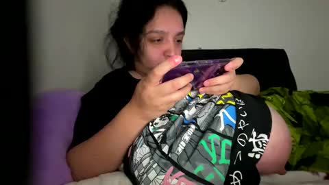 Snapshot of aliceinboobieland chatting on 12-25-24, 10:17 Aliceinboobieland online show from 12-25-24, 10:17