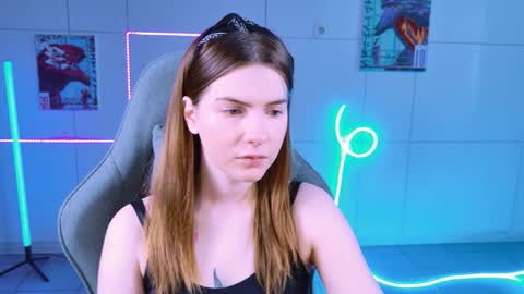 Alice online show from 09-11-25, 05:51