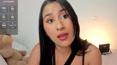 vanessa online show from 09-11-25, 02:00