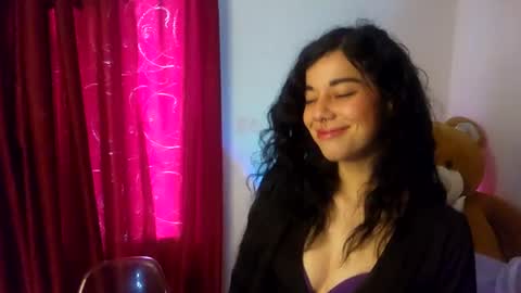 Alicekingdom online show from 06-25-26, 08:02