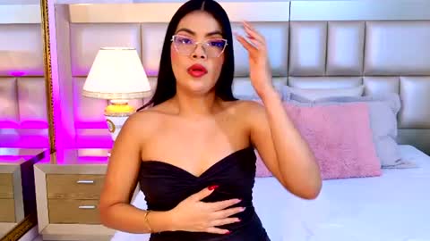 AliceLavender online show from 07-28-26, 02:57