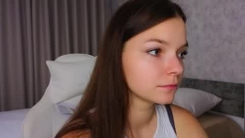 u can name me Alice online show from 05-19-26, 06:36