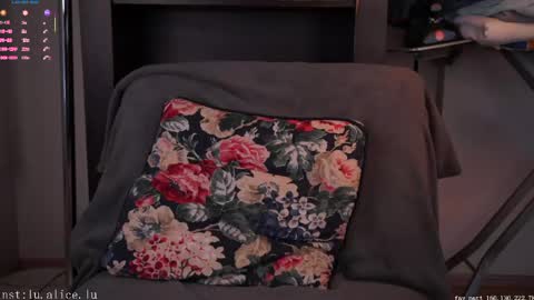 Elle online show from 04-16-26, 05:30