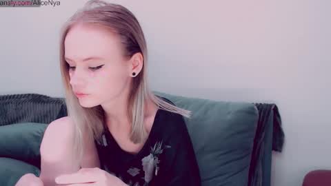 Alice online show from 10-29-25, 05:10