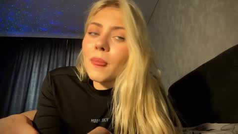 aliceoceaneyes online show from 10-05-25, 11:52