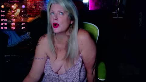 Snapshot of alicescuriosity chatting on 02-03-26, 06:51 Alices Curiosity online show from 02-03-26, 06:51