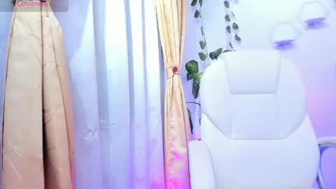Snapshot of alicesky1_ chatting on 05-02-26, 03:33 Alice online show from 05-02-26, 03:33
