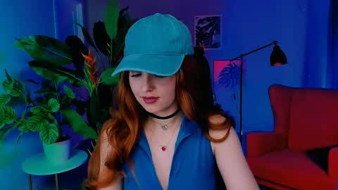 Snapshot of alicesmite chatting on 05-16-26, 01:43 alicesmite online show from 05-16-26, 01:43