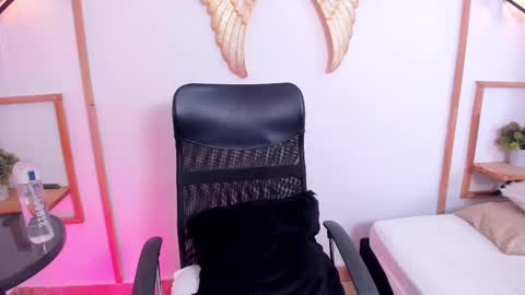 Alice online show from 09-10-25, 04:12