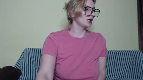 Alice online show from 02-22-25, 01:55