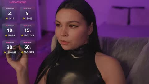 Snapshot of alicesweetlove chatting on 05-05-26, 03:14 Alice online show from 05-05-26, 03:14