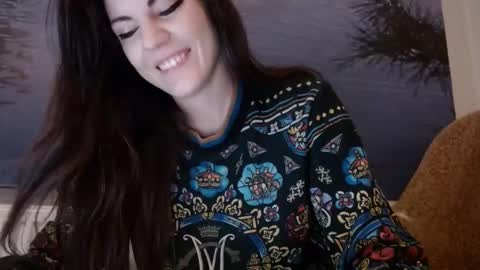 Snapshot of alicetailorrr chatting on 02-25-25, 11:11 AliceTailorrr online show from 02-25-25, 11:11