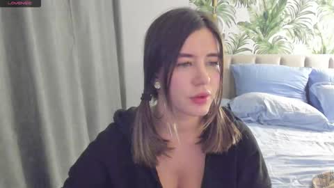 Alice online show from 11-16-25, 04:56