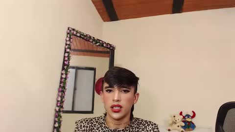 Snapshot of aliceusher_1 chatting on 12-05-24, 11:40 J Ruiz online show from 12-05-24, 11:40