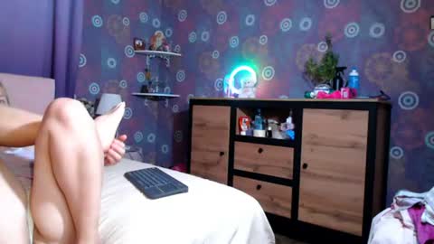 alicewetsquirt online show from 07-23-26, 08:07