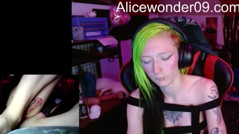 Alice online show from 03-12-26, 04:51