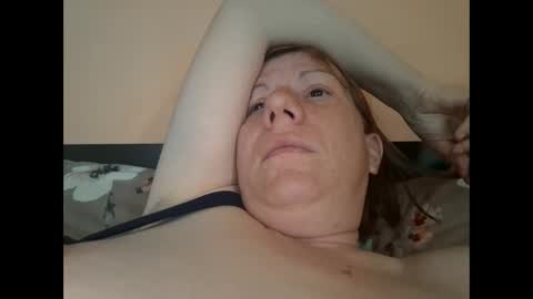 Snapshot of alicexx578748 chatting on 05-07-26, 03:23 Alice online show from 05-07-26, 03:23