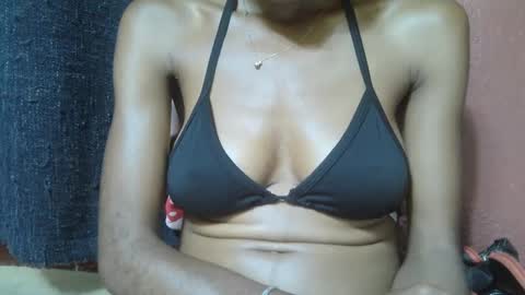 alicia253177 online show from 03-01-25, 12:12