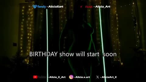 Alicia online show from 04-25-26, 02:14