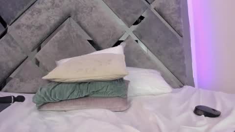 Alice  online show from 02-12-25, 07:56