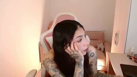 ALICIA  online show from 07-10-26, 06:17