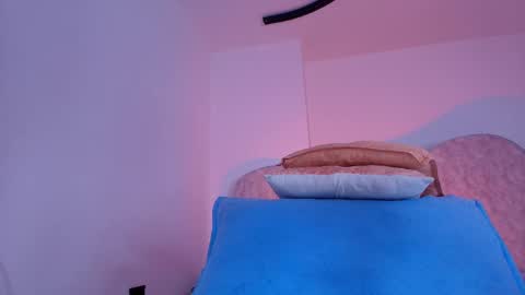 Alicia Kyse  online show from 06-08-26, 03:07