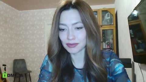 Alicia online show from 12-18-24, 04:20
