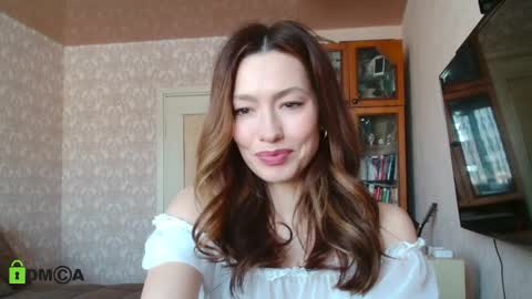 Alicia online show from 02-21-25, 07:34